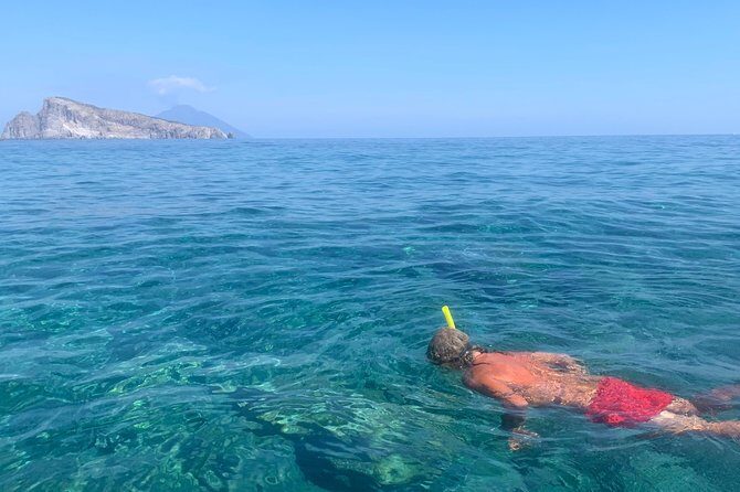 Exclusive tour of Stromboli island, Boat tour with Pasqualo - An In-Depth Look at the Tour Experience