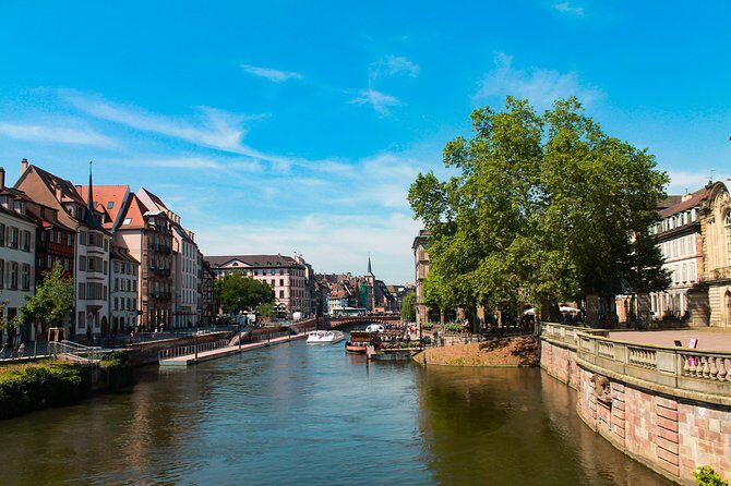 Explore Strasbourg in 60 minutes with a Local - Why This Tour Offers Good Value