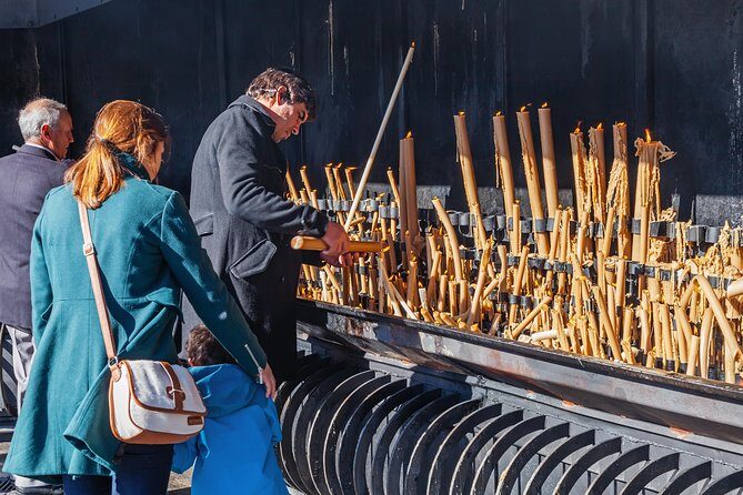 Fatima Batalha Nazaré Óbidos Small Group Tour From Lisbon - Who Should Consider This Tour?