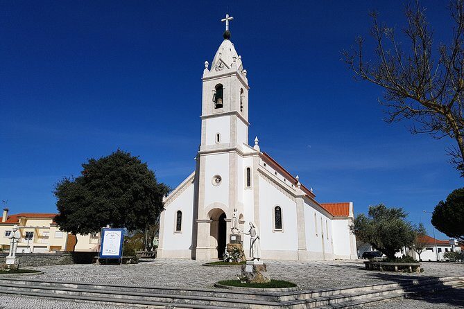 Fatima, shown by a local. - Who Is This Tour Best Suited For?