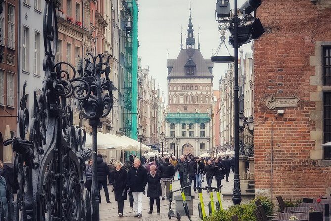 First Time in Gdask? Private Tour of Old Gdasks Highlights - Details and Practicalities