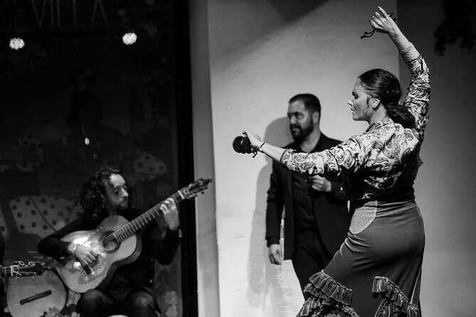 Flamenco Show at Tablao El Arenal with Drink and Optional Dinner or Tapas - The Itinerary: Breaking Down the Night
