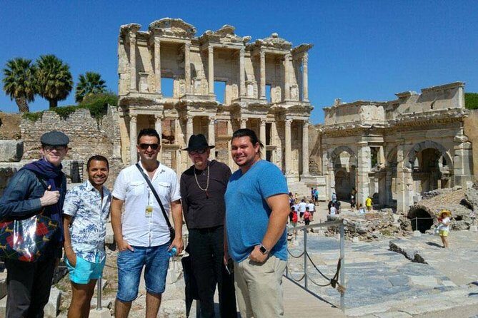 From Izmir: Ephesus, House of Mary WITH ENTRY TICKETS+LUNCH - Visiting the House of Mary