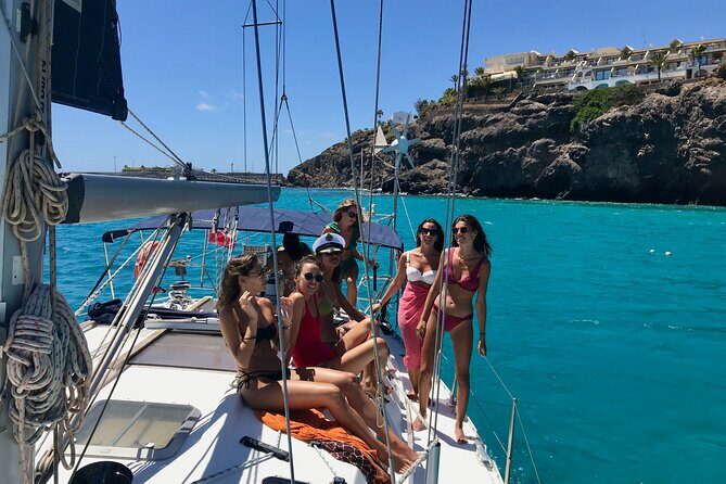Fuerteventura Sailing Trip from Morro Jable - Food and Drinks