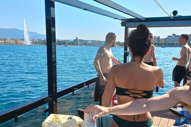 Geneva: Private Cruise on Lake Geneva with Aperitif - What You Get on the Water
