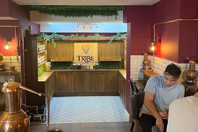Gin-Maker's Tasting & Tour - Who Is This Tour Best Suited For?