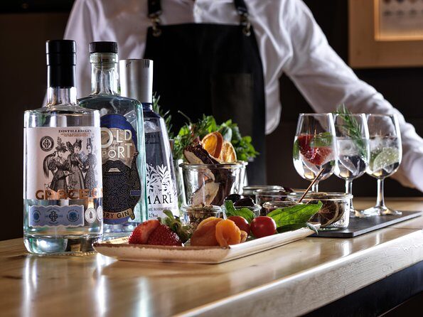 Gin tasting experience in Athens - The Gins and Tasting Details