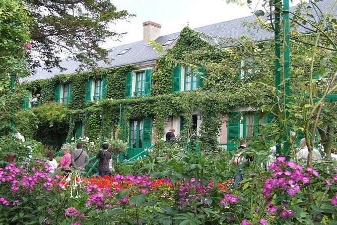Giverny Monet's House Gardens Small-Group with Hotel* Pickup - What Sets This Tour Apart
