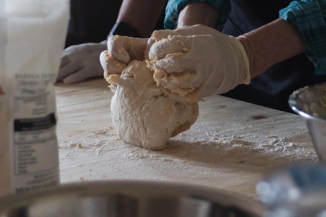 Golden Grains & Gourmet Pasta Cooking Class - The Itinerary: What to Expect