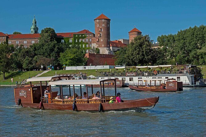Gondola cruise The Vistula River Krakow private tour up to 12 person - Final Thoughts: Is This the Right Tour for You?