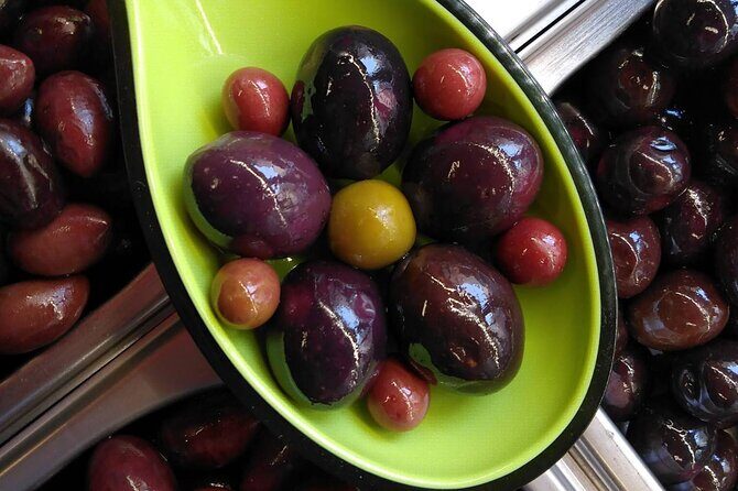 Greek Olives and Olive Oil Tasting in Athens - What You Can Expect from the Tour