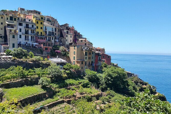 Guided Day Tour on Private Boat to Cinque Terre private boat - FAQ