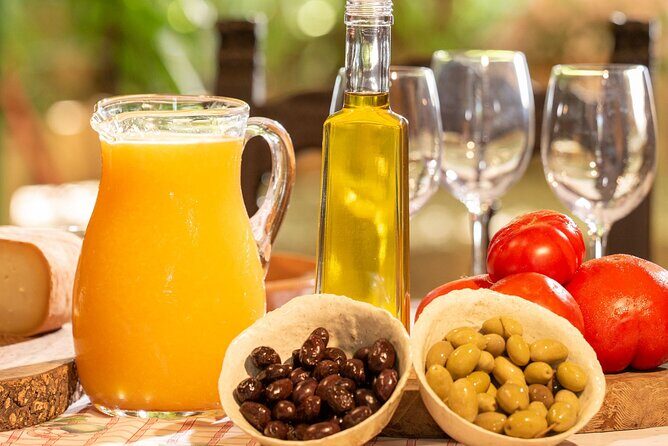 Guided Tasting Tour in 16th century House and Olive Oil Factory - How the Experience Feels in Practice