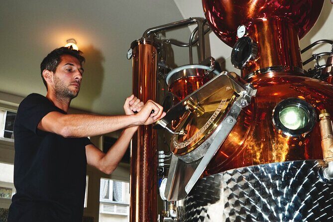 Guided Tour and Tasting at the Distillerie Baccae Paris - The Tour Itself: Step by Step