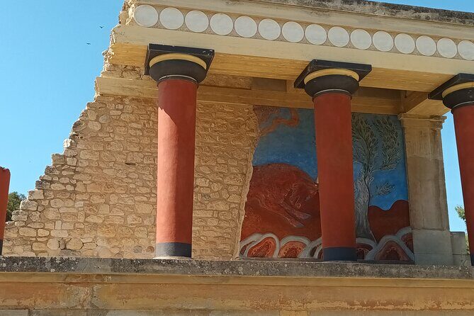 Guided Tour in Knossos Palace - FAQ