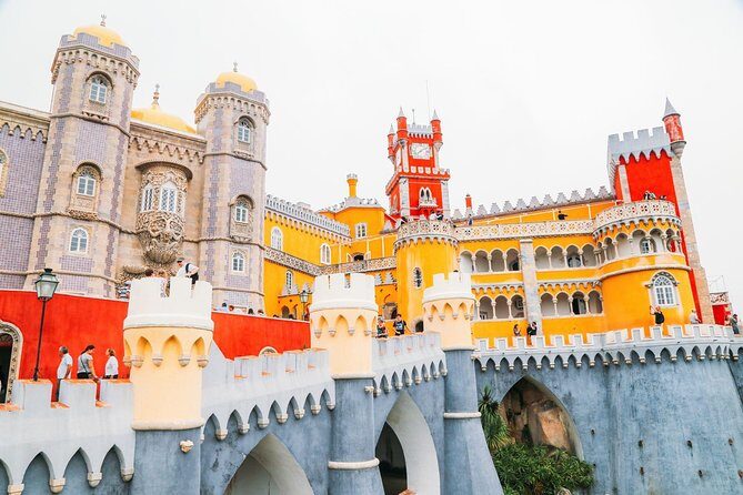 Half-Day Sintra and Pena Palace Tour from Lisbon with Small-Group - The Pros and Cons of This Tour