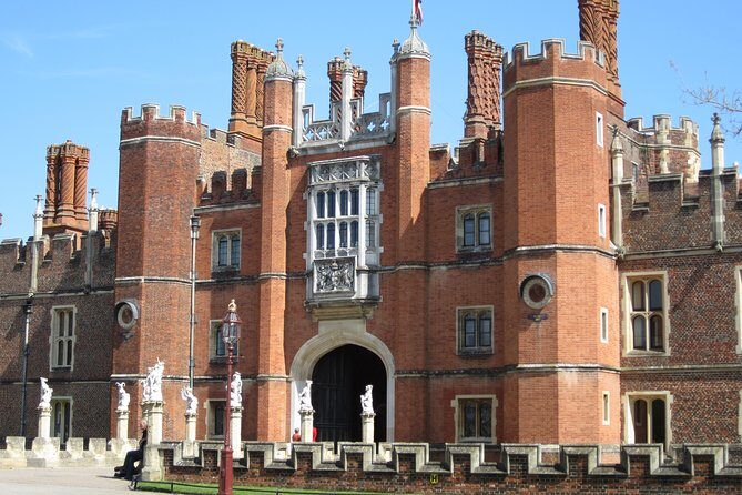 Hampton Court Palace 3hr tour: Henry VIII's & William III's intriguing Palaces - Final Thoughts: Who Is This Tour Best For?