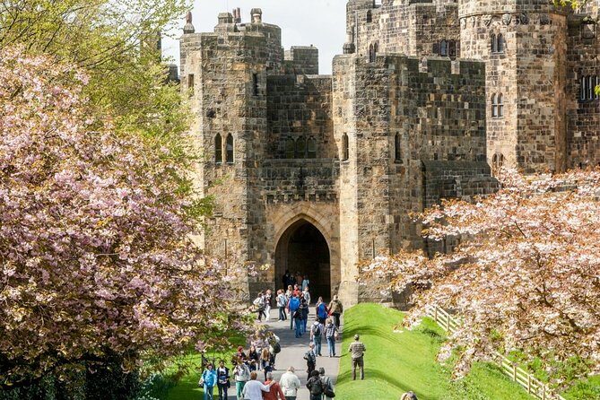 Harry Potter's Alnwick Castle and Scottish Borders Day Trip - The Cost and Value