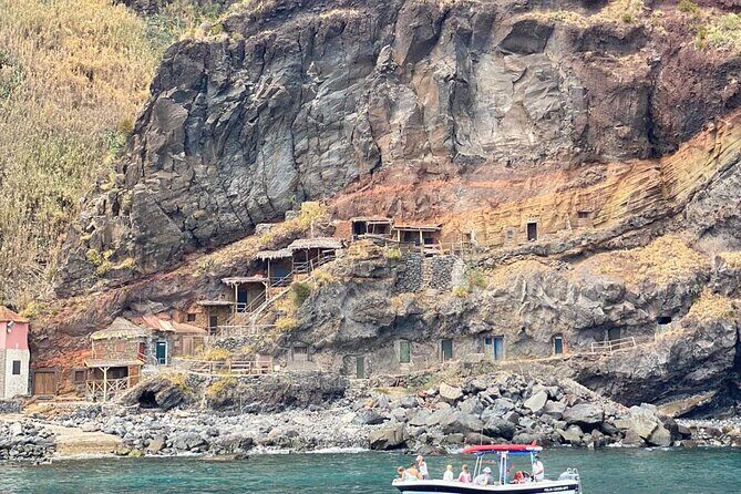 HD Private Boat Tour from Funchal Swim, Paddle, Snorkel&Relax - First Stop: Câmara de Lobos