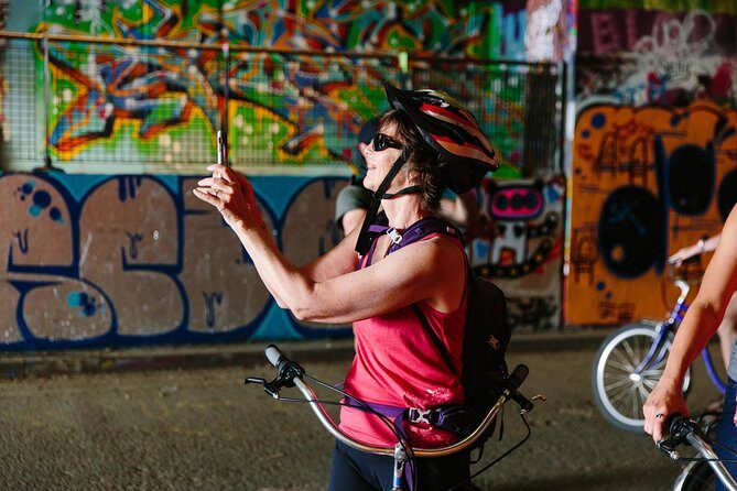 Highlights of Royal London Bike Tour with River Cruise Package - Who Is This Tour Best For?