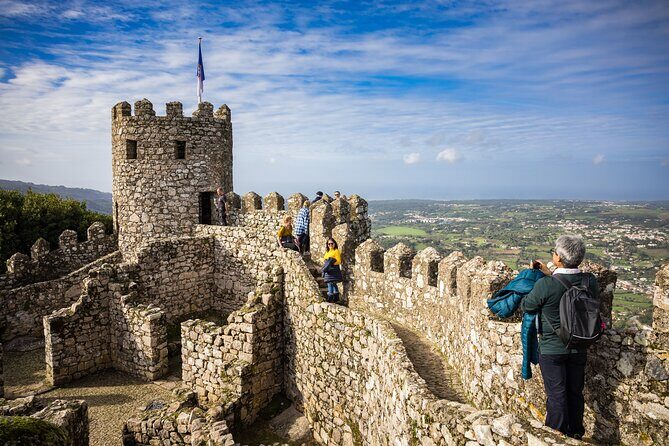 Hike in Sintra: Pena Palace, Moorish Castle, Quinta da Regaleira - Practical Details and Tips