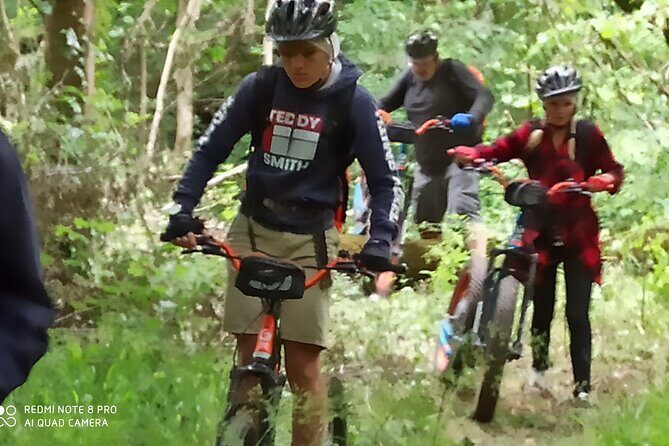 Hike trotting 3h30 - Who Should Consider This Experience?