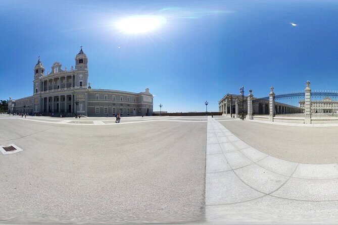 Historic Madrid Virtual Reality Experience with an Official Guide - A Detailed Breakdown of the Itinerary
