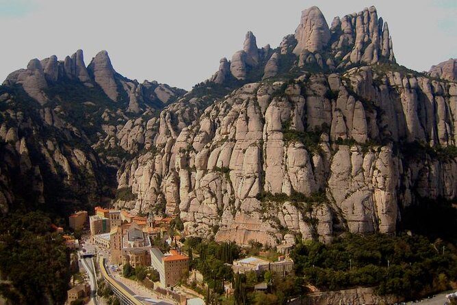 Historical Montserrat Half-Day Hiking Tour from Barcelona - Practical Tips for Future Visitors
