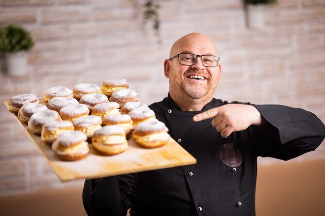 Hop and Taste Slovenia Hop on-Hop off / Hop & Taste - Transportation: The Backbone of the Tour