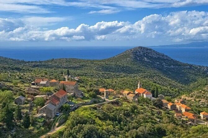 Hvar: Island tour with Wine and Olive Oil Tasting - Exploring Villages and UNESCO Heritage Sites