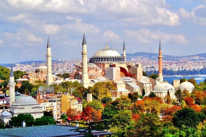 Imperial Istanbul Half-Day Tour: Hagia Sophia, Basillica Cistern and Grand Bazaar - Who Should Consider This Tour?