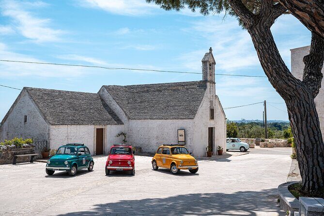 In Valle d'Itria on a vintage Fiat 500. Photo Quest Tour - The Practical Side of the Tour