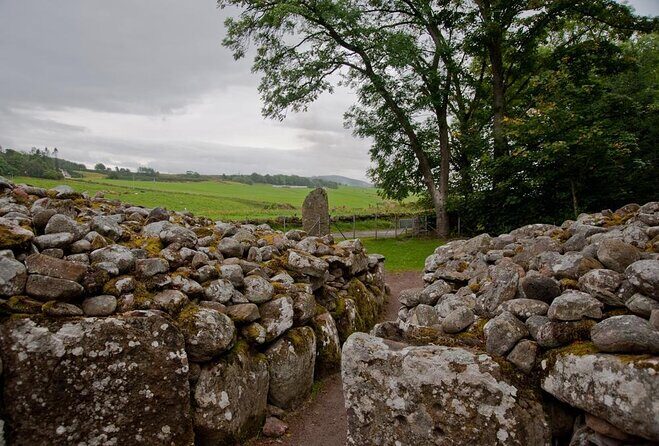 Inverness Clava Cairns, Culloden Battlefield and Urquhart Castle - Is the Price Worth It?