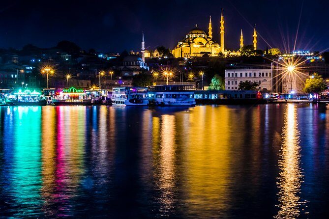 Istanbul: Bosphorus Dinner Cruise Incl. Drinks with Transfer - What Travelers Are Saying