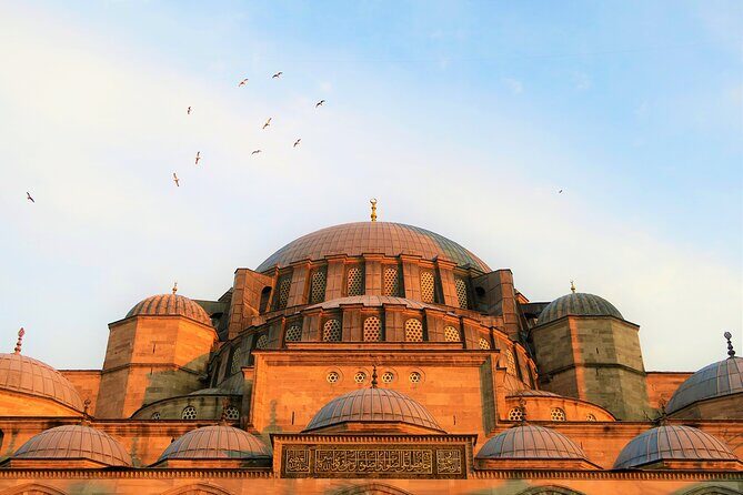 Istanbul, Hagia Sophia, Blue Mosque, Grand Bazaar Walk Tour - Who Should Consider This Tour?