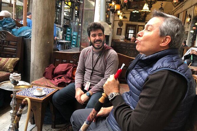 Istanbul Off the Beaten Path Tour with Guide, Lunch and Transfers - Exploring Balat and Fener: A Neighborhood of Contrasts