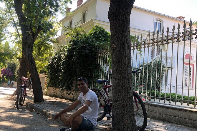 Istanbul: Princes Islands Tour with Heybeliada and Büyükada - Transportation & Group Size