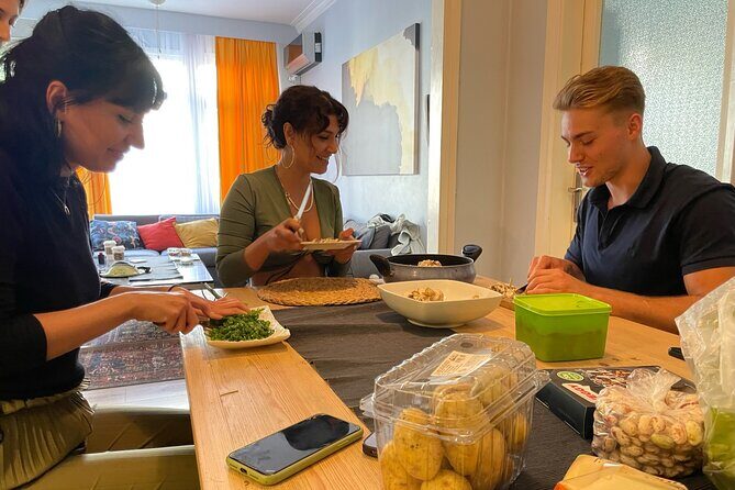Istanbul Vegan/Vegeterian Cooking Class with Locals at Home - A Deep Dive into the Experience
