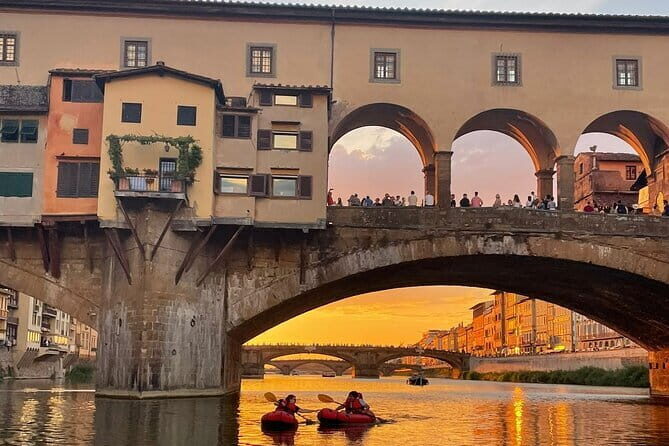 Kayak on the Arno river in Florence under the arches of the Old Bridge - What You Can Expect: From Meeting to Finish