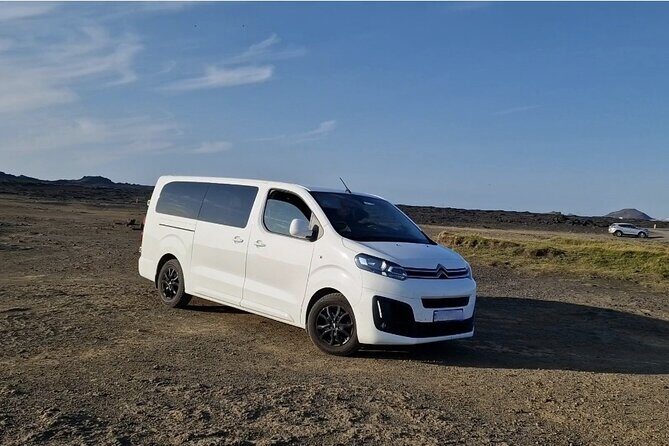 Keflavik Airport Private Transfer Round Trip - How the Service Stands Out