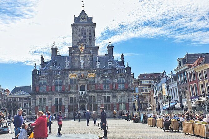 Keukenhof Gardens and Delft Guided Tour from Amsterdam - Who Is This Tour Best Suited For?