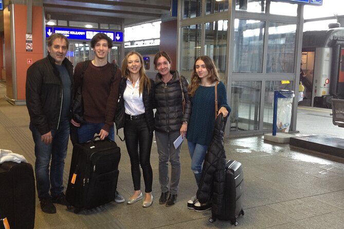 Krakow Airport-City Center and Back -private 2 ways transfer - What You Can Expect During Your Transfer