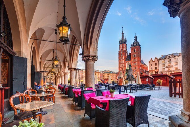 Krakow in a Day: City Tour by Electric Car - The Pros and Cons