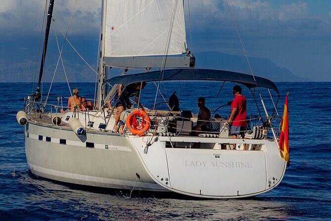Lady Sunshine Luxury Boat Private Tour, 2, 4 or 8 hours - The Final Word
