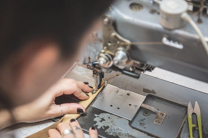 LEATHER GOODS WORKSHOP: Create and design your belt - Practical Details