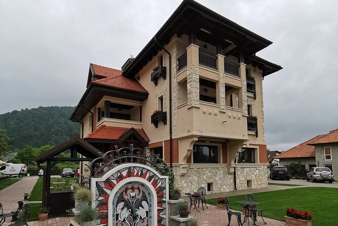 Libearty Brown Bears Sanctuary & Fun with ATV or Buggy Quad Tour - Is This Tour Worth the Price?