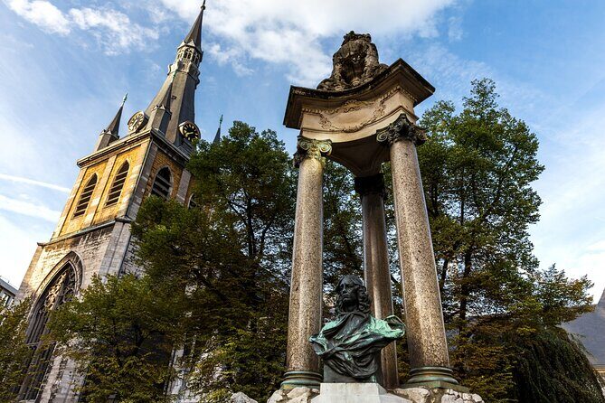 Liege Scavenger Hunt and Best Landmarks Self-Guided Tour - The Itinerary: Breaking Down the Highlights