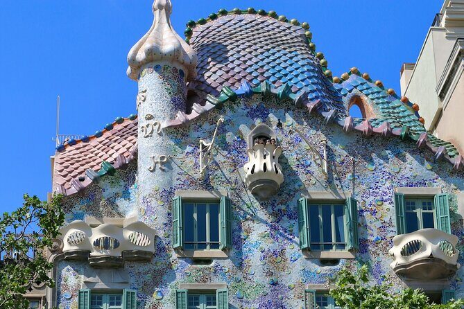 Life of Gaudi and Architectural Walking Tour - Authentic Experiences from Reviews