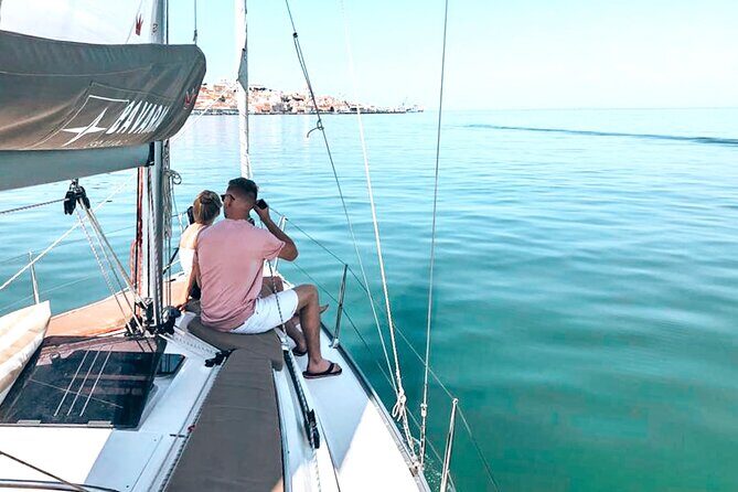 Lisbon Private Luxury Boat Tour with Welcome Drink - FAQ