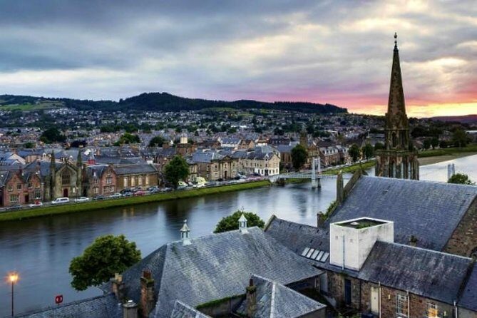 Loch Ness & Urquhart Castle Private Day Tour with Scottish Local - Analyzing the Value and Practicalities